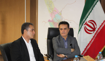 دعوت از فرماندار برای بازدید از ایستگاه های تحقیقاتی و آموزشی؛ تاکید بر بومی‌سازی علوم نوین و ظرفیت‌های محققین و مراکز آموزشی و تحقیقاتی