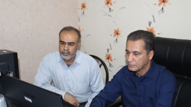 با تأکید رئیس مرکز تحقیقات و آموزش کشاورزی و منابع طبیعی استان فارس؛ هم‌افزایی برای رفع چالش‌های تولید و ارتقای بهره‌وری در ایستگاه‌های تحقیقاتی