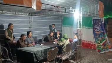 مرکز تحقیقات و آموزش کشاورزی و منابع طبیعی فارس پای میز پاسخگویی مردم