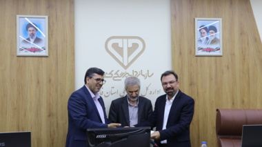 آیین تجلیل از عباس نعمتی در نشست شورای هماهنگی مدیران روابط عمومی دستگاه های وابسته سازمان جهاد کشاورزی استان فارس